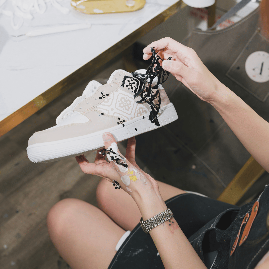 2-Hour Standard Sneakers Package Workshop