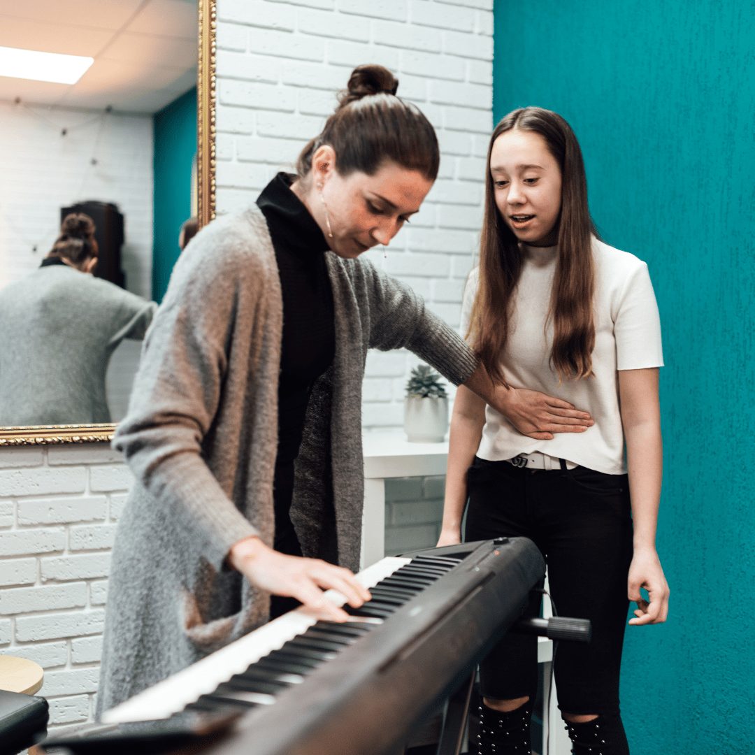 1-Hour Contemporary Vocal Class Experience