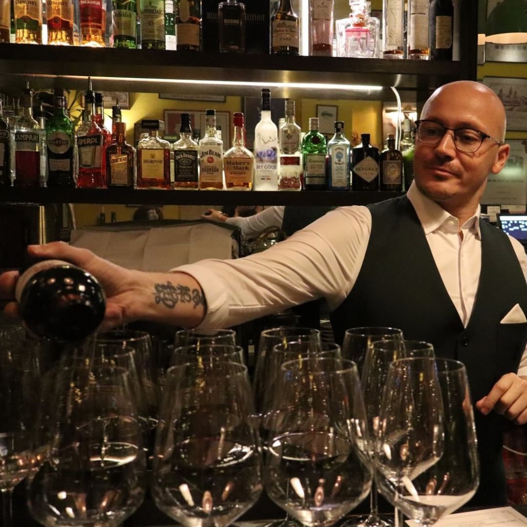 Freeflow Escargot Experience with White Wine Burgundy