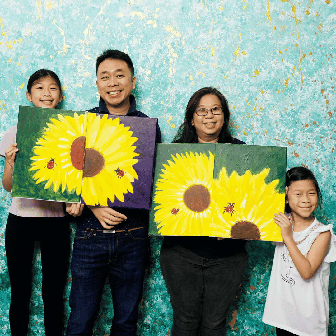 Family Bonding Painting with a Bowl of Biscuits & Drink (3pax)