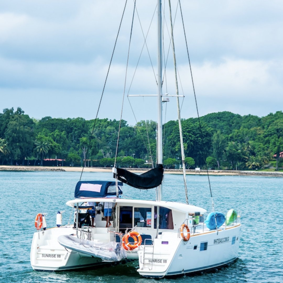 Weekday 4-hour Yacht Sailing Cruise For 18 Pax Max
