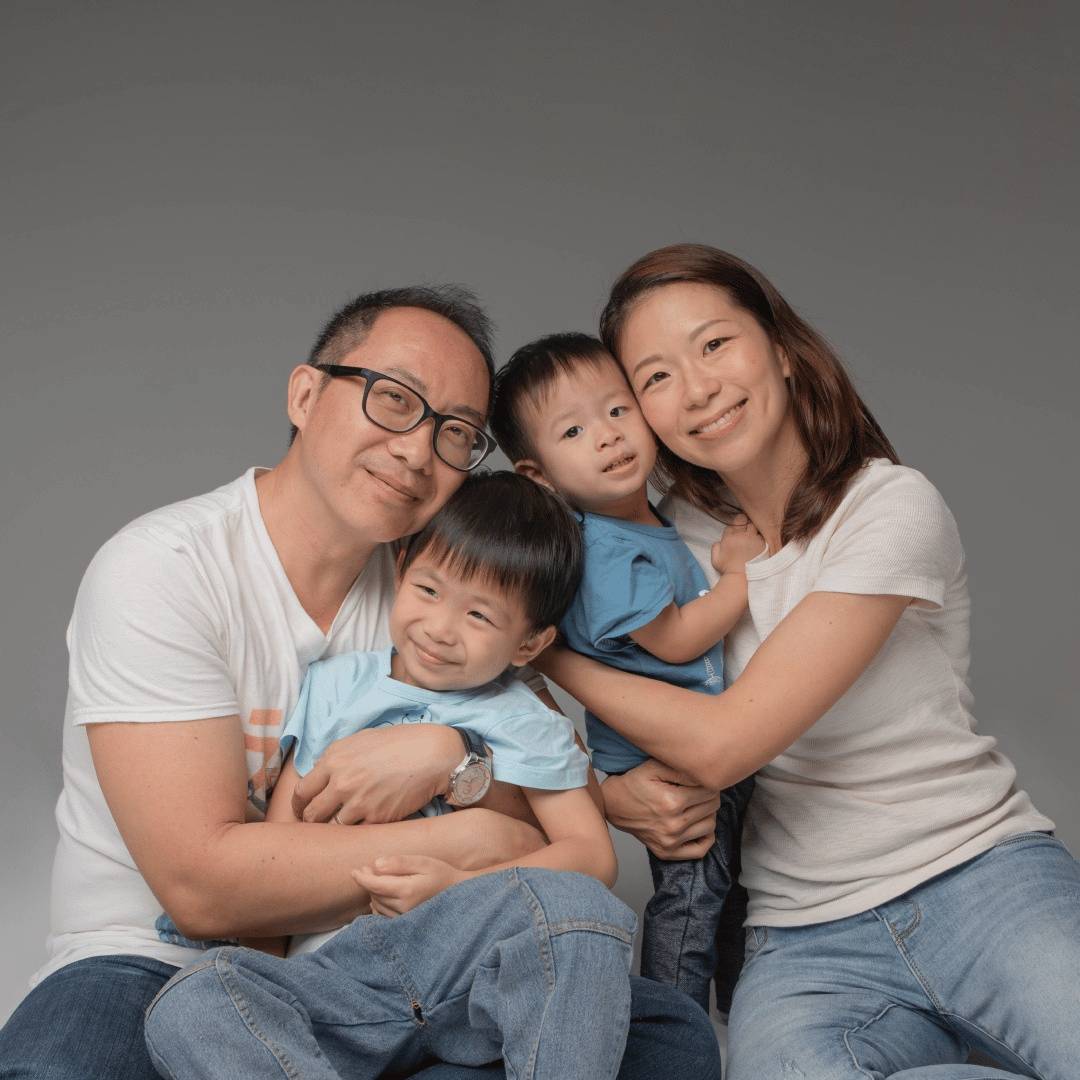 Glow 438 – 2 Hour Studio Photoshoot