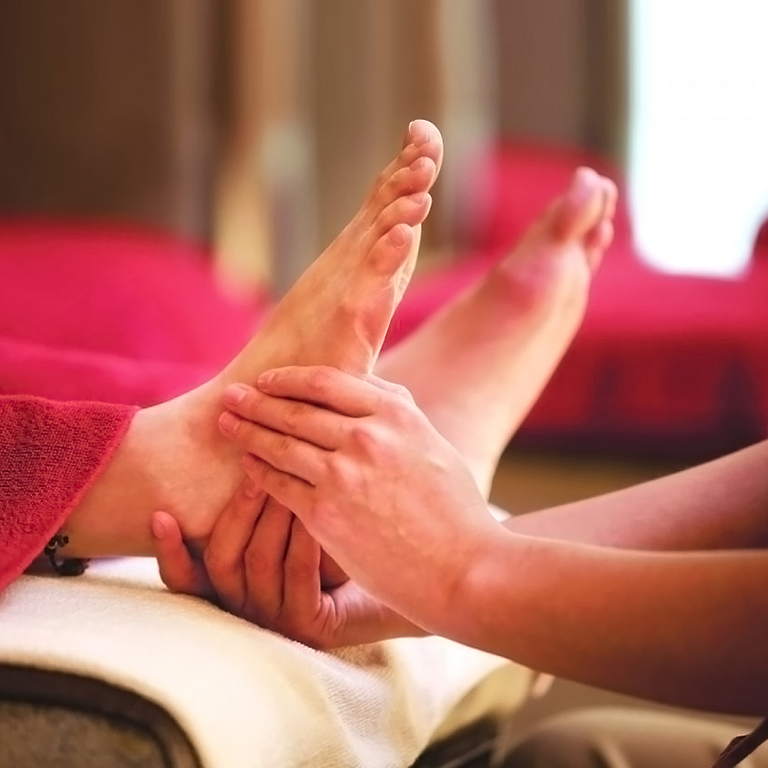 60-minute Foot Reflexology