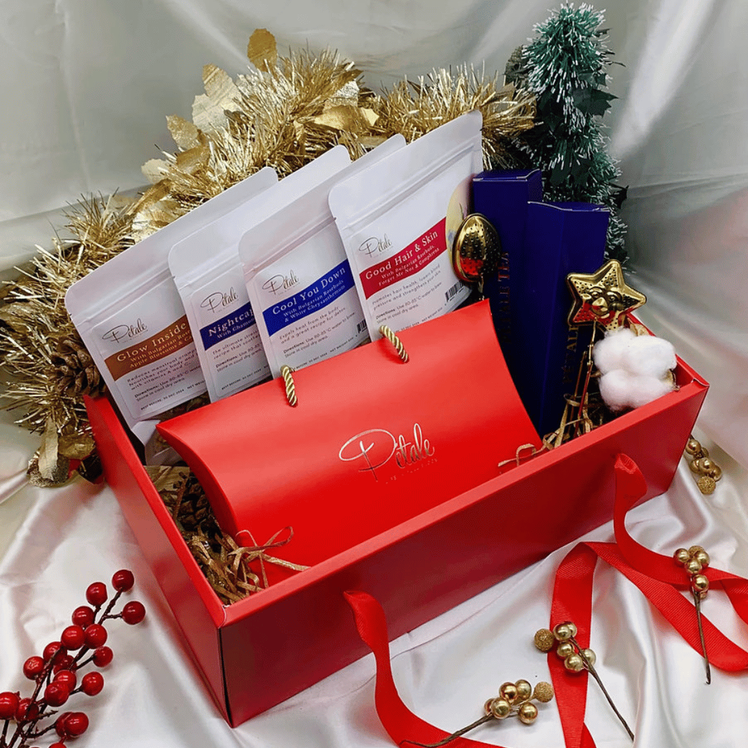 The Elves’ Masquerade Gift Set