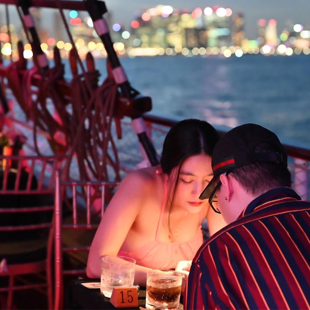 City Lights Dinner Cruise with Freeflow (Adult Ticket)