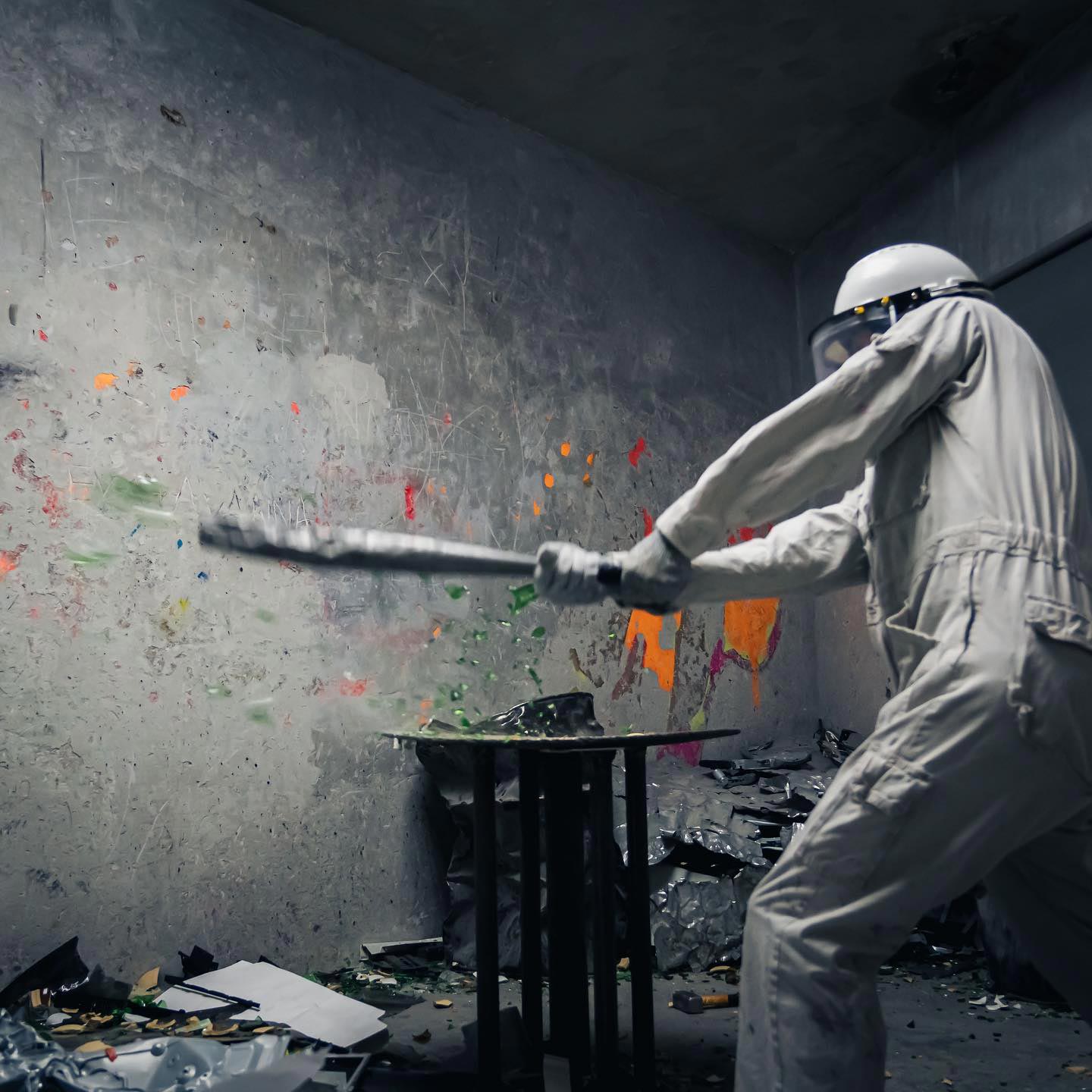 The Fragment Room Smashing Experience for 3