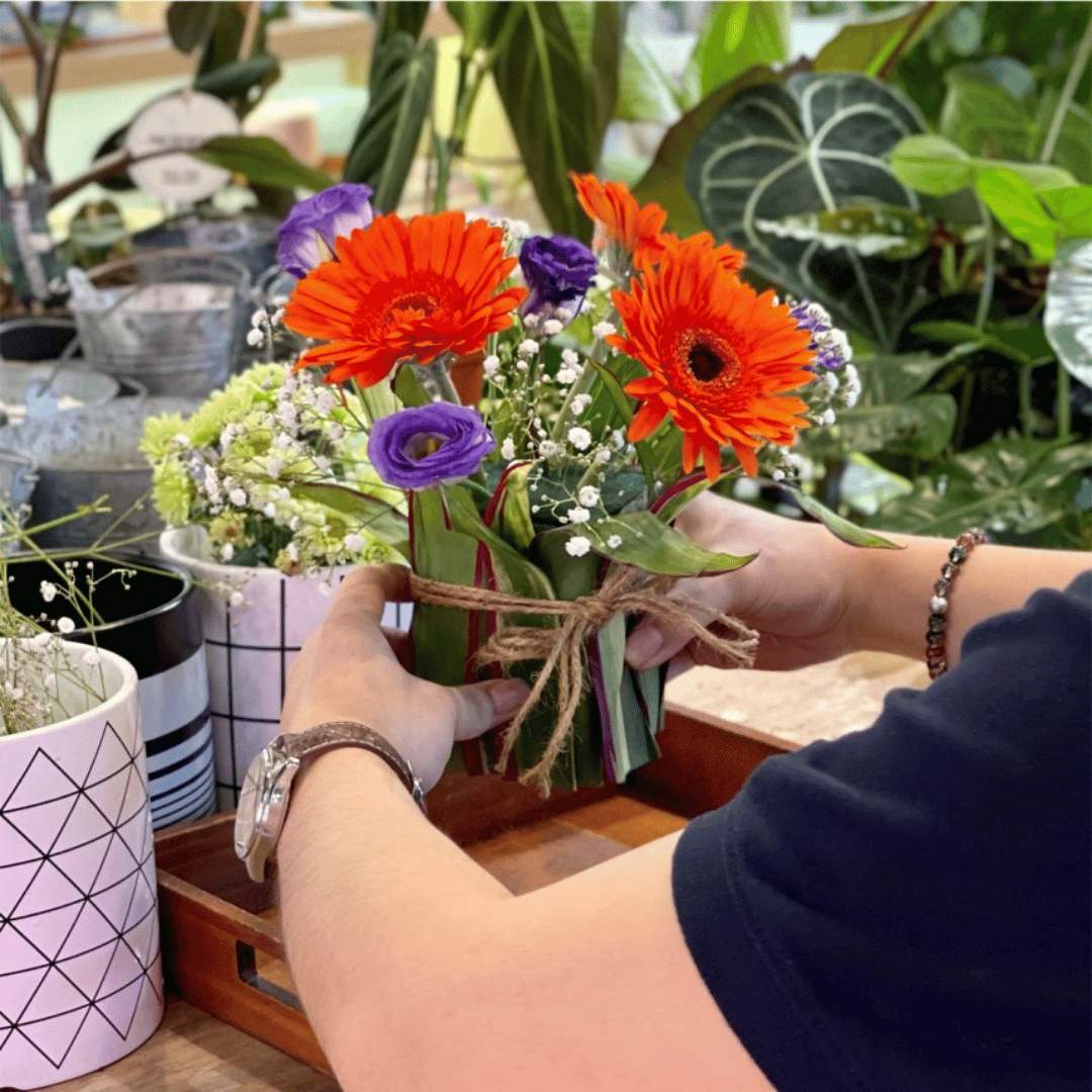 Posy Flora Arrangement Workshop for 5