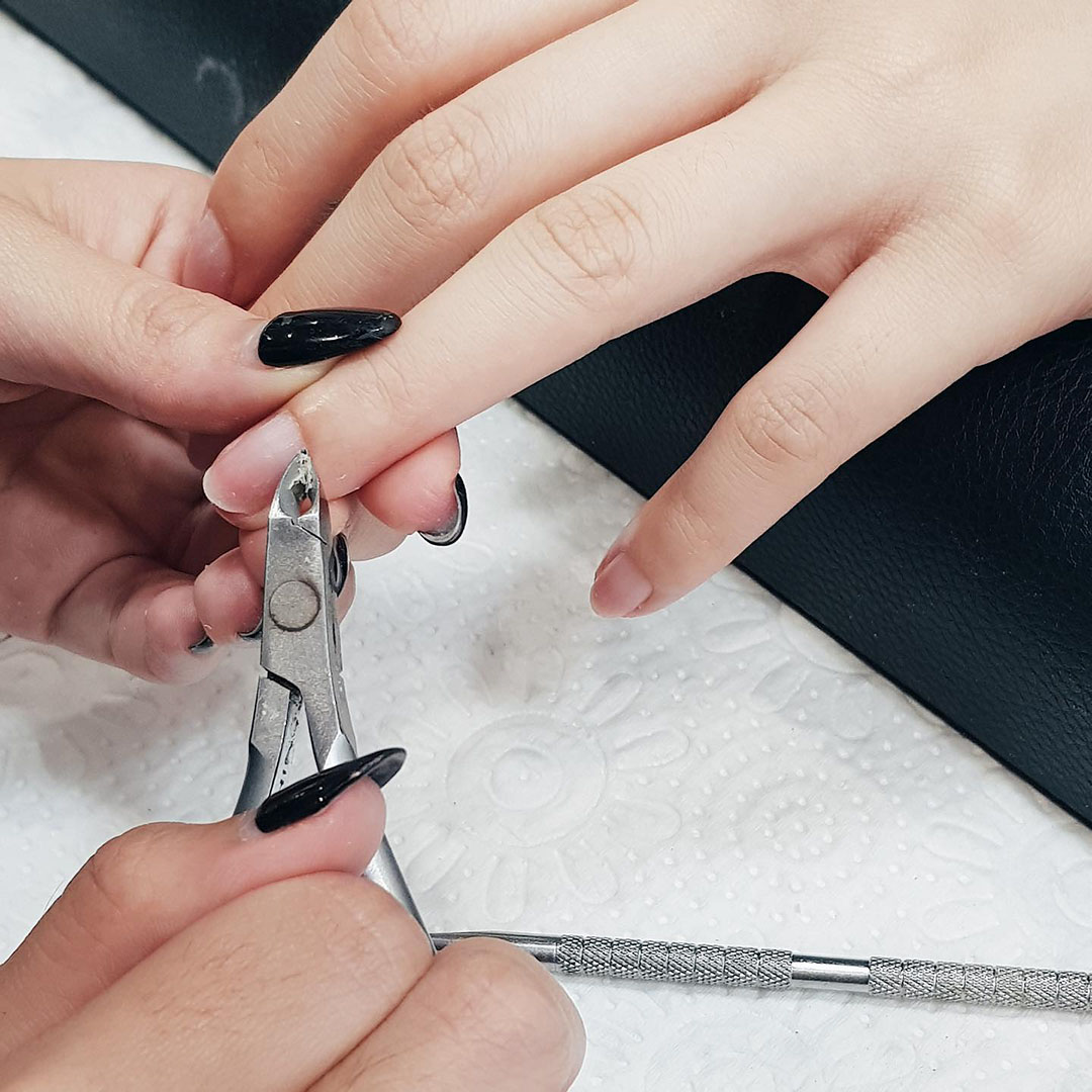 Classic Spa Gel Manicure