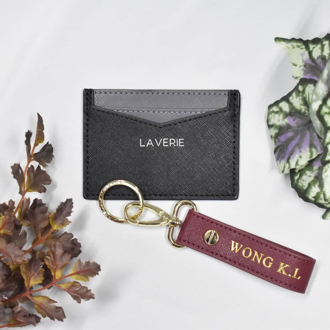 Giftano Exclusive Bundle: Cardholder & Keychain